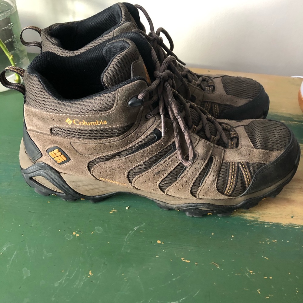 Waterproof Columbia Hiking Boots Men’s SZ11